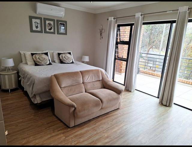 3 BEDROOM DUPLEX FOR SALE IN BRACKENHURST